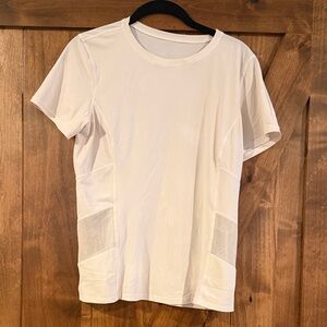 WOMENS LULULEMON CROSS COURT PLAY SHORT SLEEVE TOP